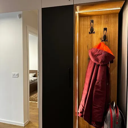 Apartament 1br Modern Near The Sofia